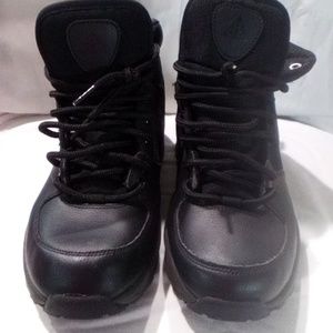 ACG Nike Boots Youth size 6.5y
